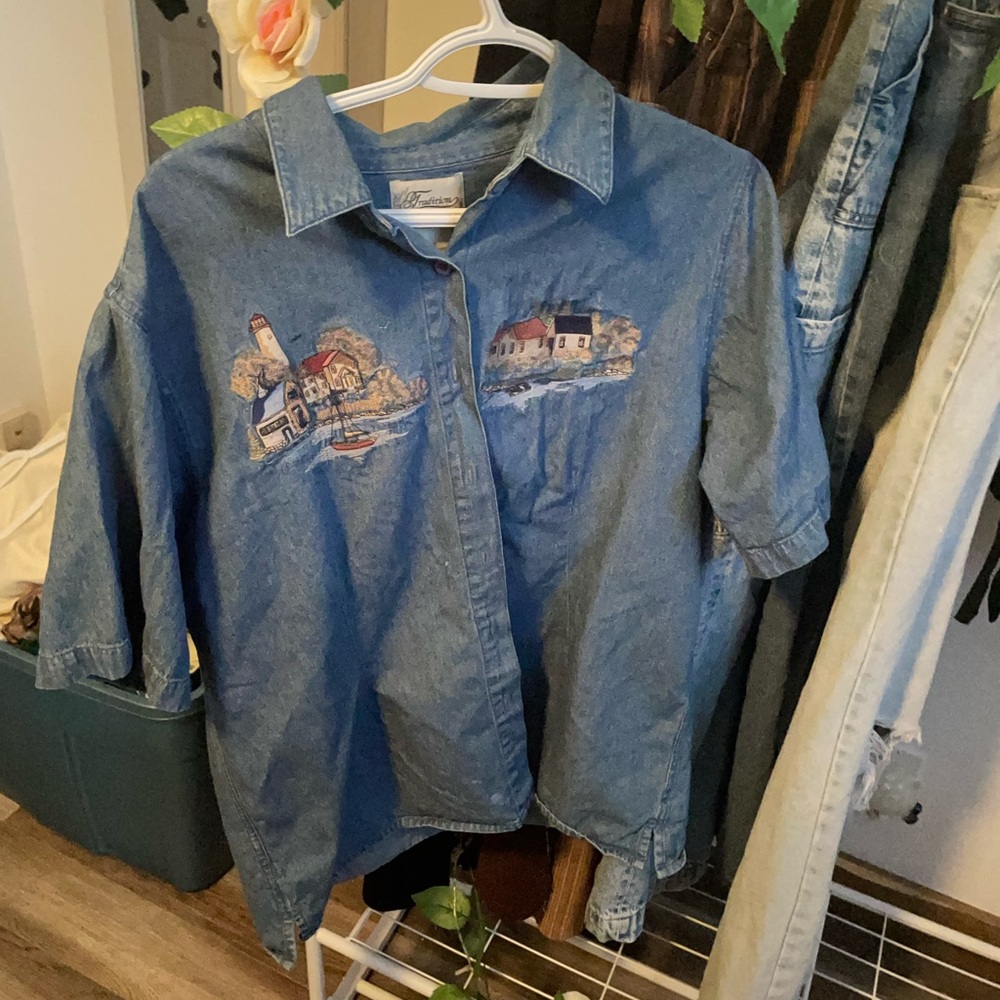 Vintage bottoms up shirt